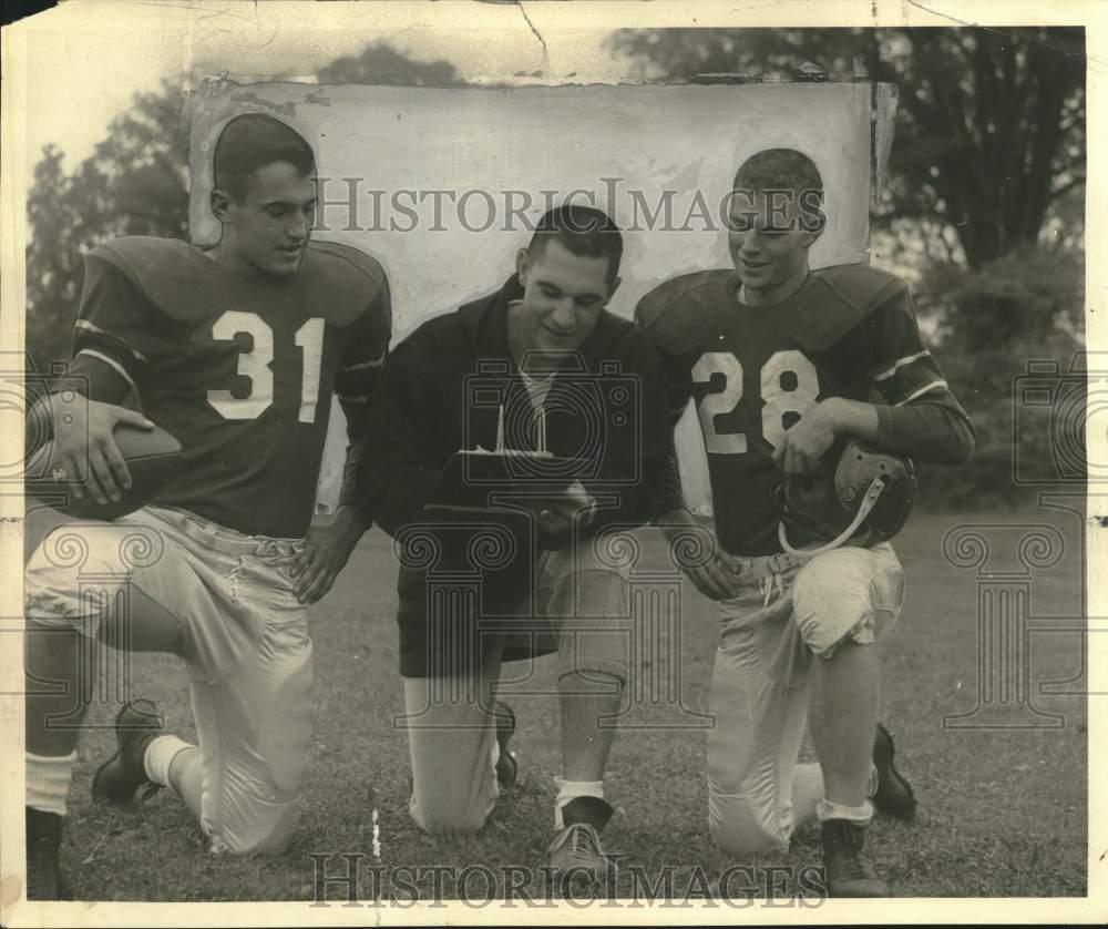 1957 Press Photo Manlius Football Al Vedder with Players taking a knee - Historic Images