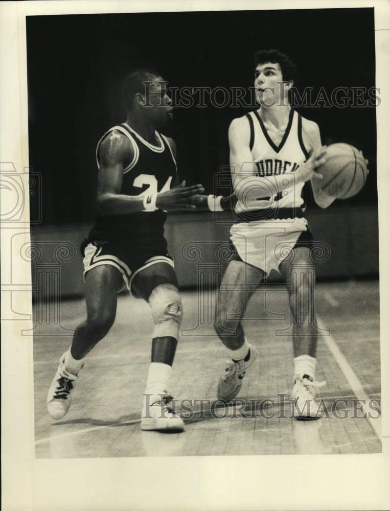 1984 Press Photo Bishop Ludden &amp; Corcoran High Schools Play Basketball - Historic Images