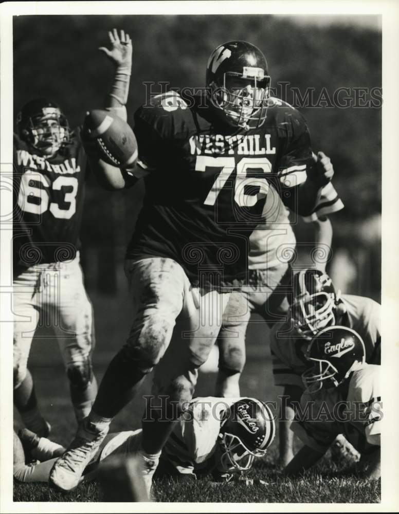 1990 Press Photo Dereck Baum, Westhill High School Football Player at Game- Historic Images