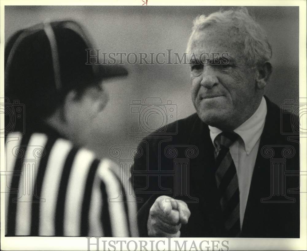 1988 Press Photo Syracuse Football Dick MacPherson at Rutgers Game- Historic Images