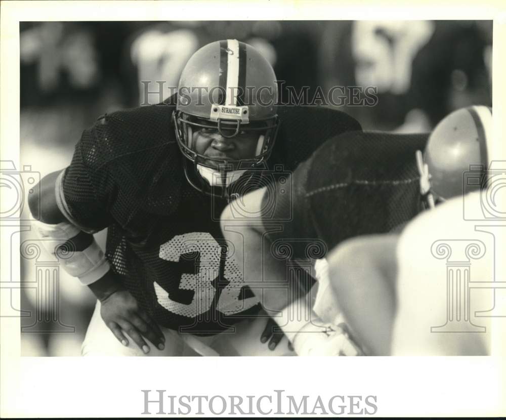 1990 Press Photo Al Wooten at Manley Field House, Syracuse University Footballer - Historic Images