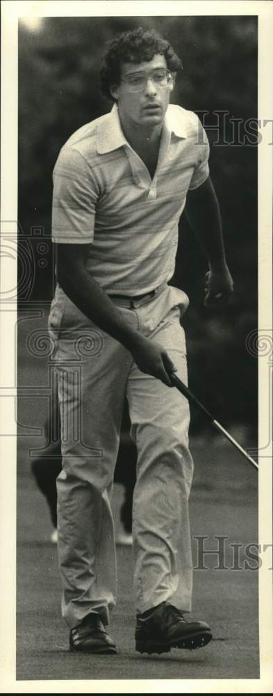 1984 Press Photo Golfer Phil Tripoci on Golf Course - Historic Images