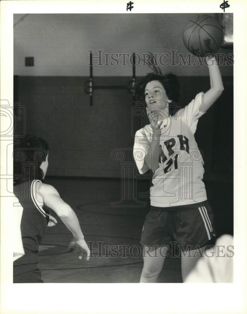 1990 Press Photo Katie Brandano, Manlius Pebble Hill School Basketball Player- Historic Images