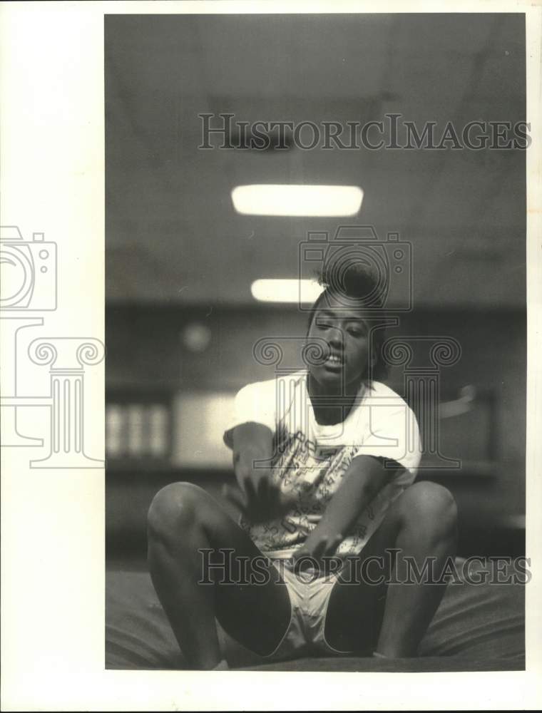 Press Photo Val Coleman, Long Jumper of Canastota, New York - Historic Images