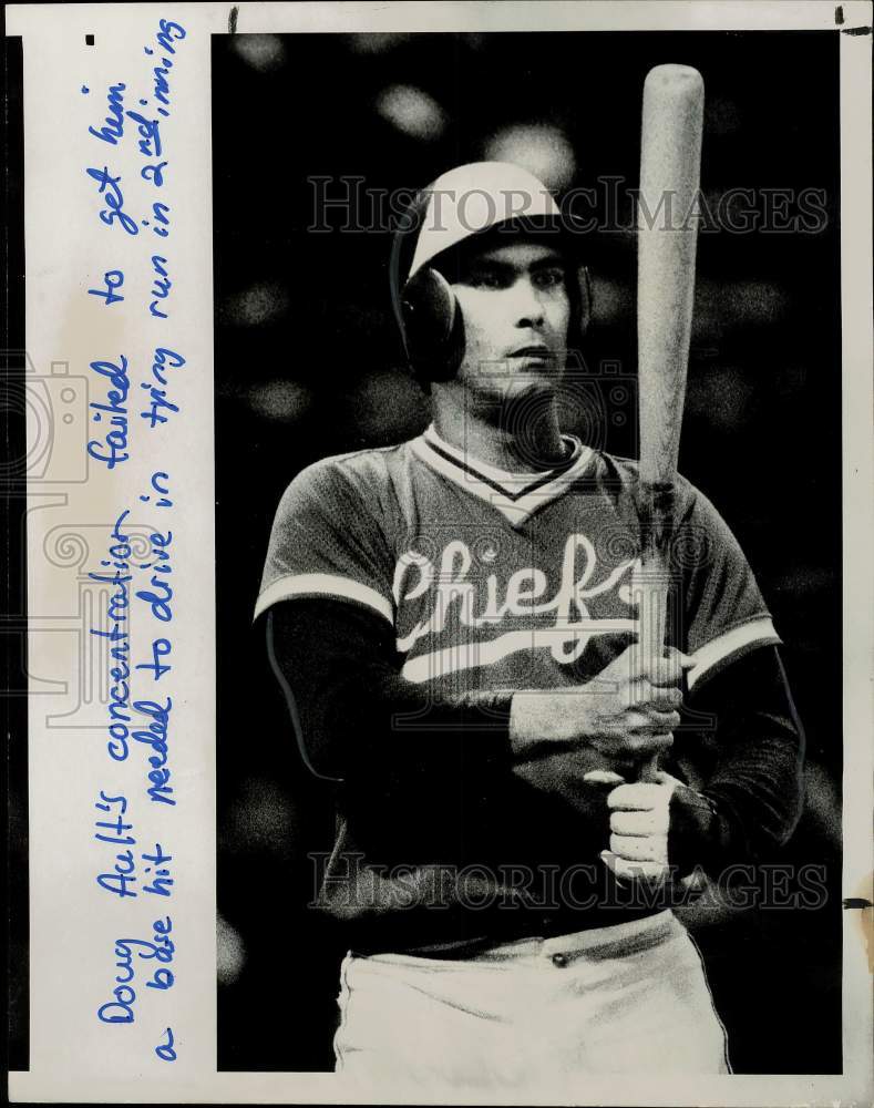 1982 Press Photo Chief's Doug Ault study in concentration during baseball game.- Historic Images