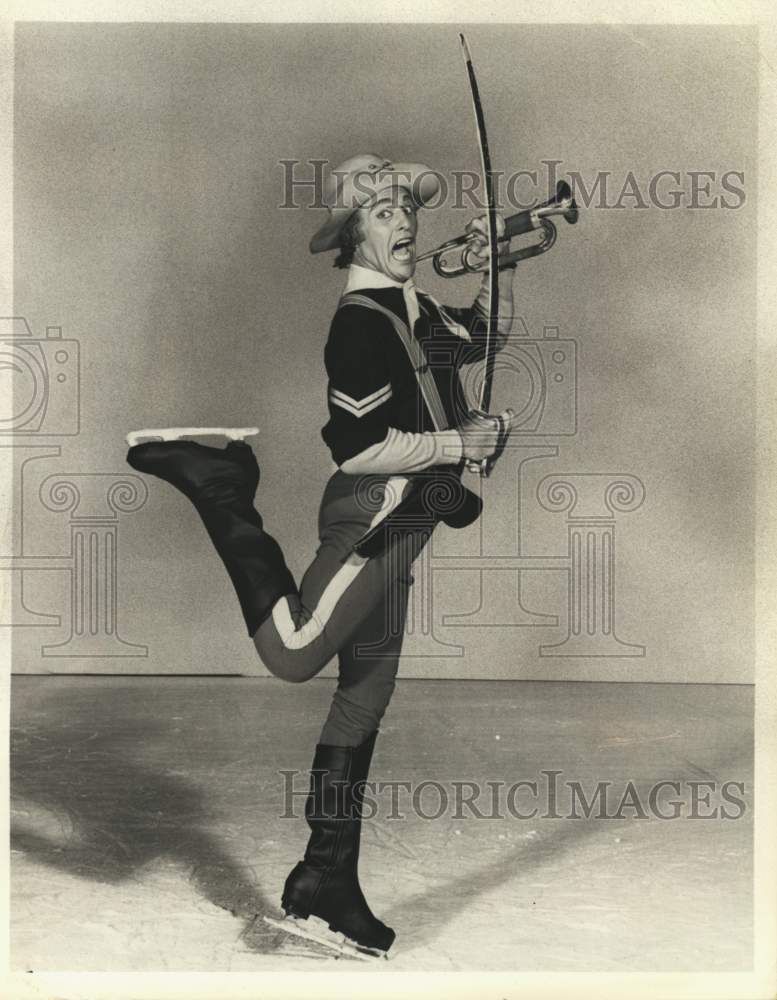 Press Photo Hans Leiter in Shipstads & Johnson Ice Follies - syx01132- Historic Images