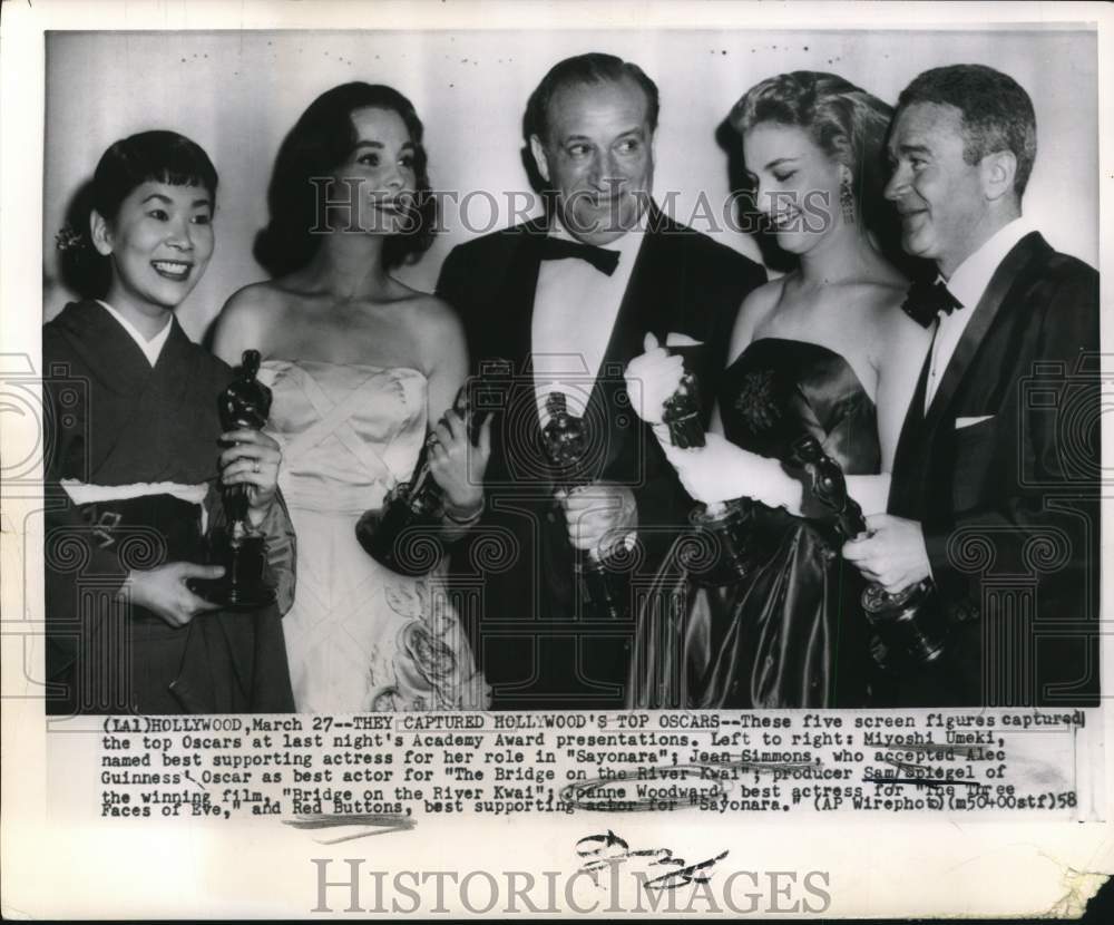 1958 Press Photo Hollywood&#39;s top Oscar winners at the Academy Awards ceremony- Historic Images