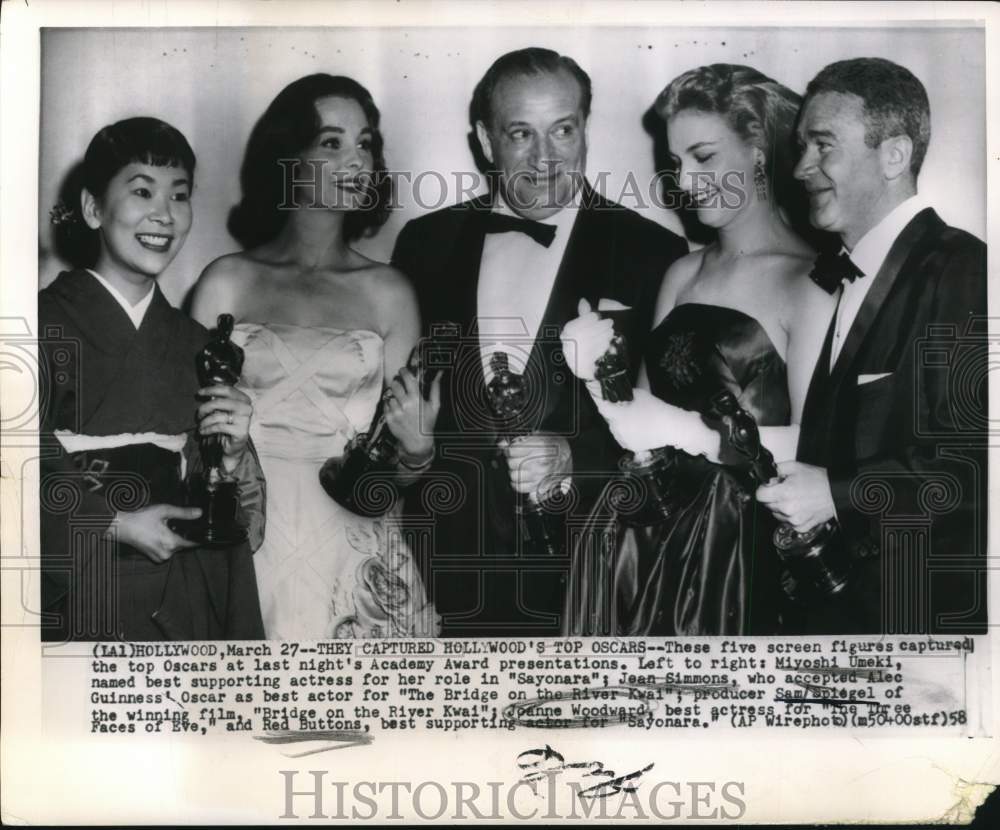 1958 Press Photo Hollywood's top Oscar winners at the Academy Awards ceremony- Historic Images