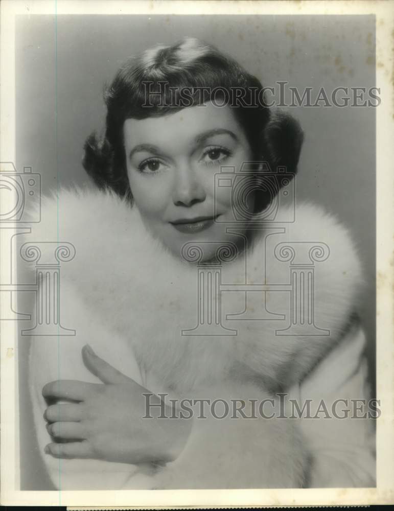 1961 Press Photo Television Actress Jane Wyman of &quot;The Jane Wyman Show&quot; - Historic Images