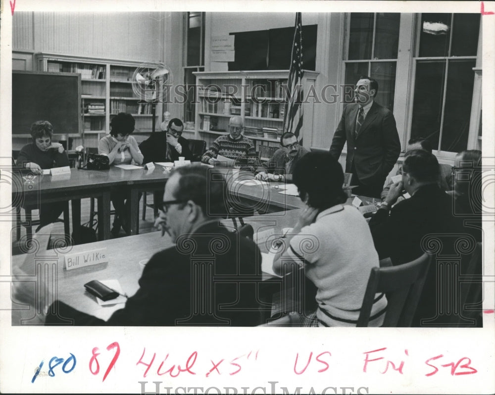 1972 Press Photo Schenectady New York Board of Education - Historic Images