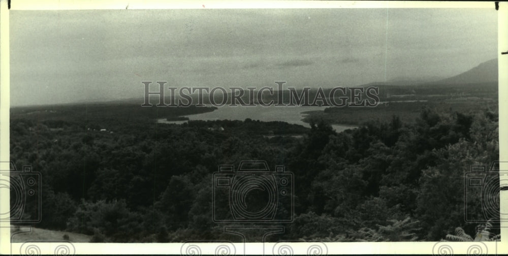 1990 View of the Hudson River from Olana historic site in New York - Historic Images