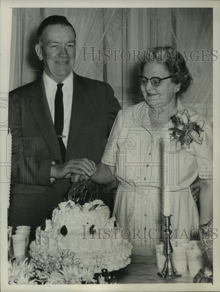 1961 Mr. & Mrs. Samuel Wright 50th wedding anniversary, Rensselaer - Historic Images