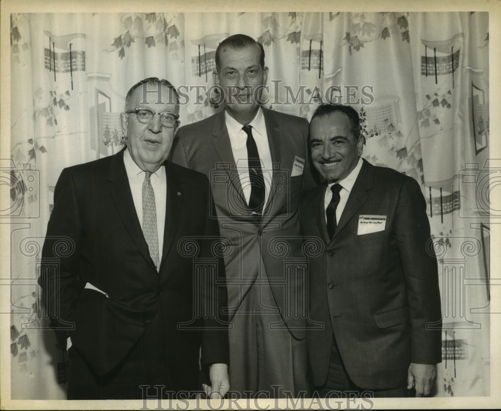 1964 Press Photo Johnstown, NY Assemblyman Joseph Younglove at grocers' meeting- Historic Images