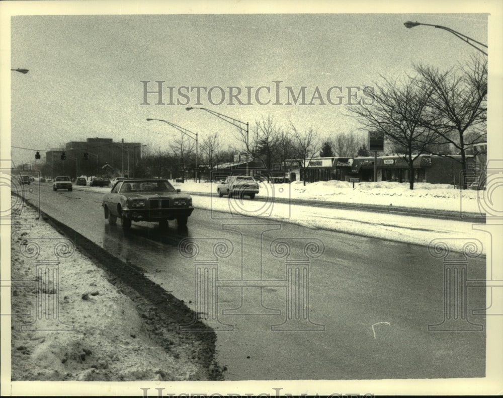 1986 Traffic on Wolf Road in Colonie, New York-Historic Images