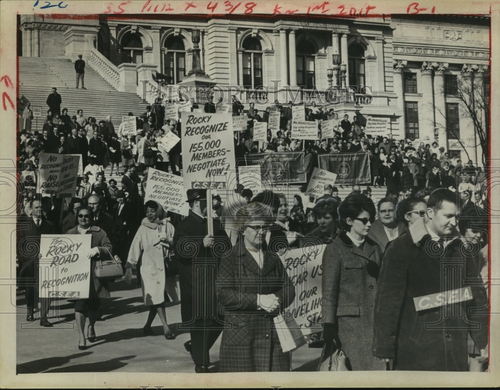 1968 Civil Service Employee Association (CSEA) rally in Albany, NY - Historic Images