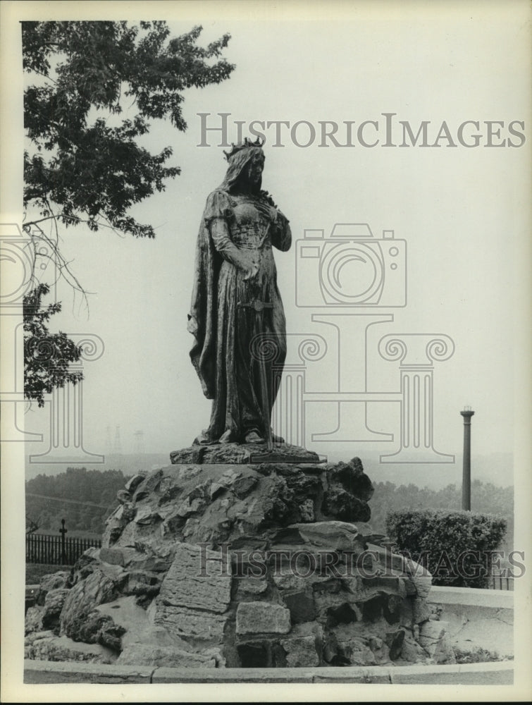 1972 Press Photo Statue in Hudson, New York - tua03033 - Historic Images