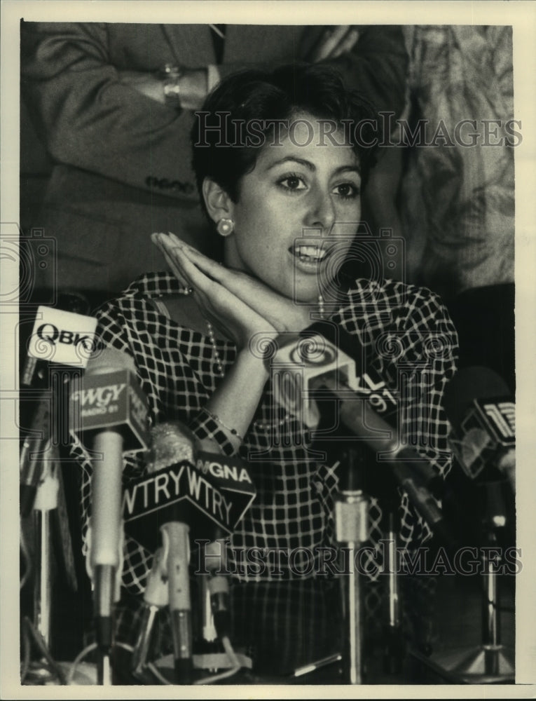 1984 Press Photo Donna Zaccaro, Geraldine Ferraro's daughter in Albany, NY - Historic Images
