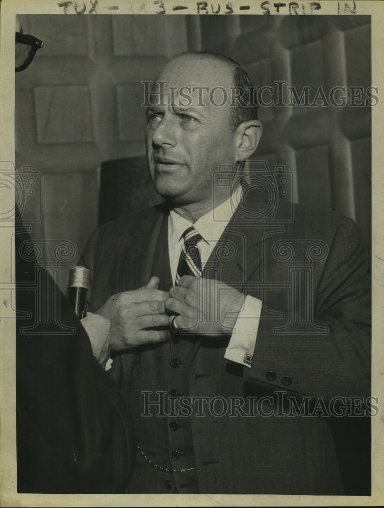 1966 Press Photo David Yunich, Macy&#39;s Department Stores, New York president-Historic Images