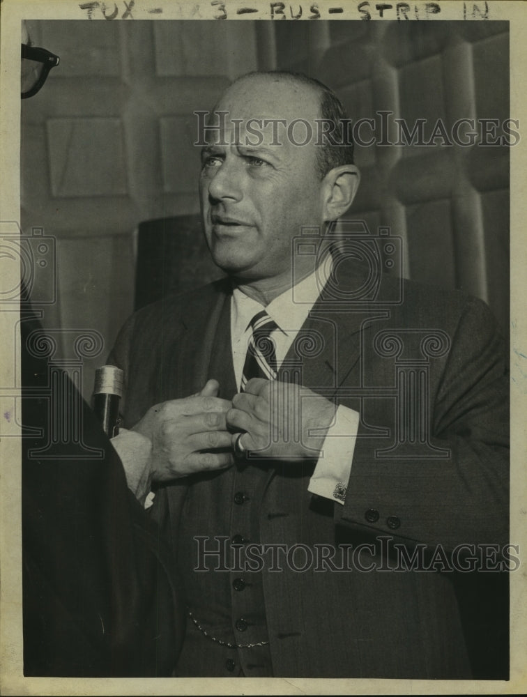 1966 Press Photo David Yunich, Macy's Department Stores, New York president-Historic Images