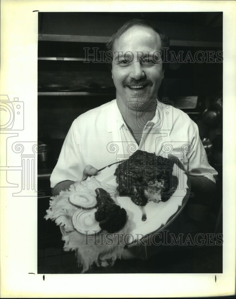 1992 Anthony Gaspary shows off his Broccoli Lasagna - Historic Images