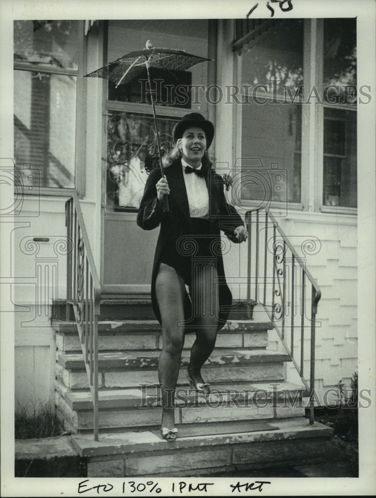 1980 Fun-o-gram performer Jean Zumann - Historic Images