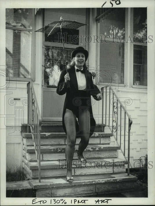 1980 Fun-o-gram performer Jean Zumann - Historic Images