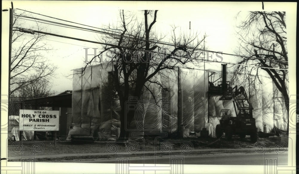 1989 Press Photo Holy Cross Roman Catholic Church construction, Albany, New York - Historic Images