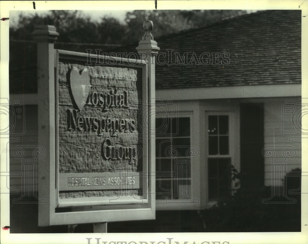 1989 Press Photo Hospital Newspapers Group, East Greenbush, New York - tua03740 - Historic Images