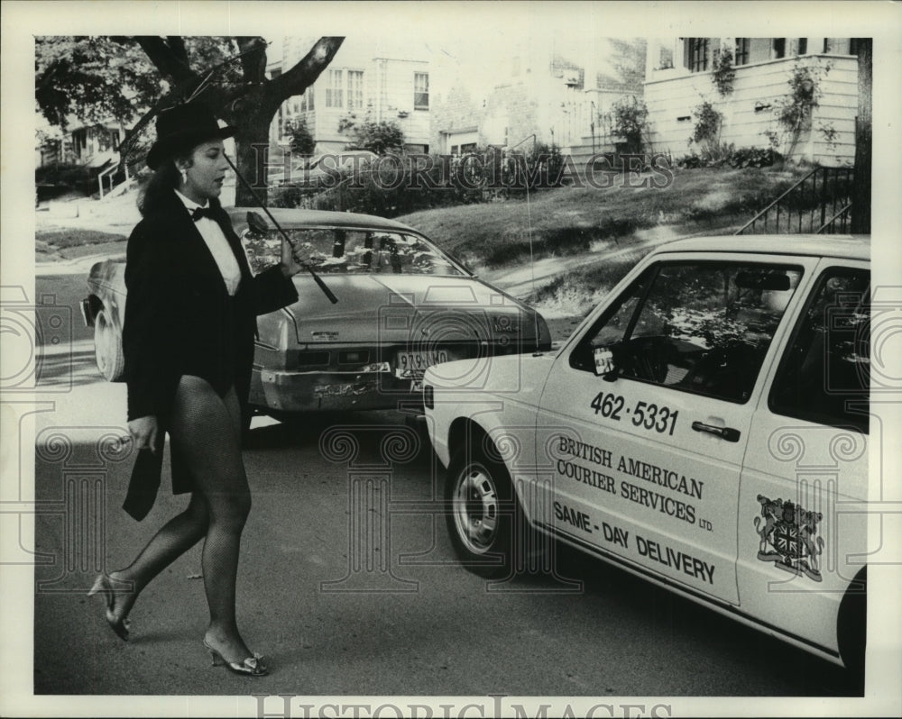 1980 Jean Ziemann, Tune-a-grams performer, in Albany, New York - Historic Images