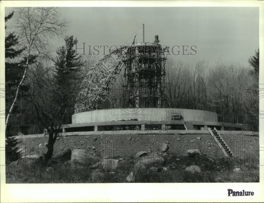 1992 Press Photo Buddhist Peace Pagoda in Grafton, New York under construction - Historic Images