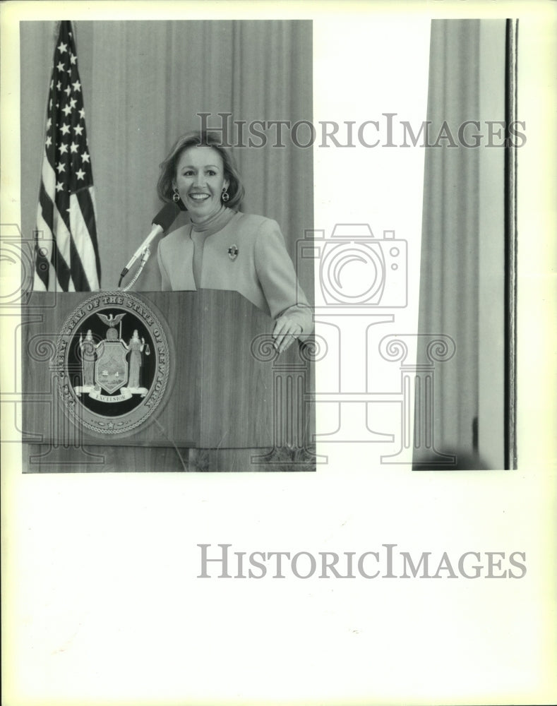 1994 Press Photo Libby Pataki at First Lady's Luncheon, New York State Museum - Historic Images