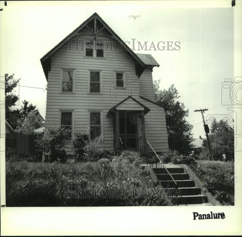 1992 Press Photo Home on Union Avenue in Schenectady, New York - tua04361 - Historic Images