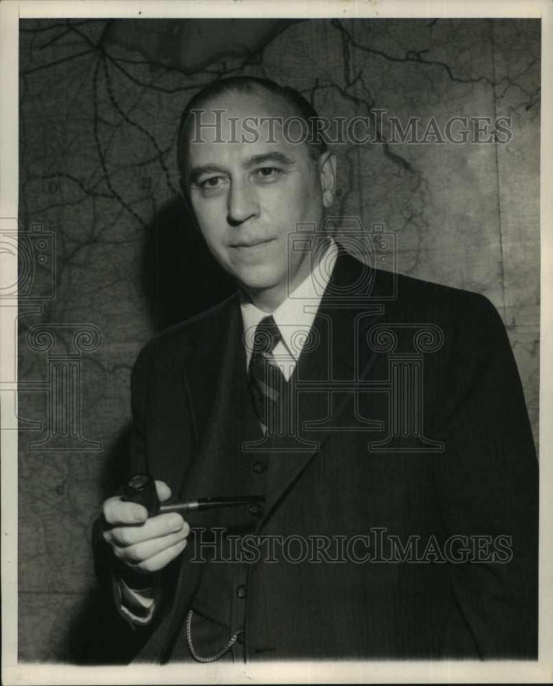 1954 Press Photo New York Central Railroad president William White - tua04463-Historic Images