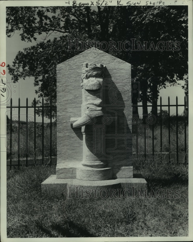 Press Photo Benedict Arnold Monument, Saratoga National Historical Park, NY - Historic Images