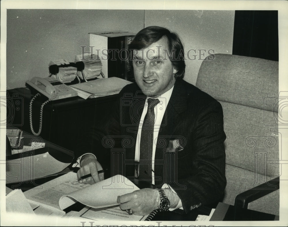 1989 Press Photo Todd Le Roy, 11 North Pearl Street, Albany - tua04930 - Historic Images