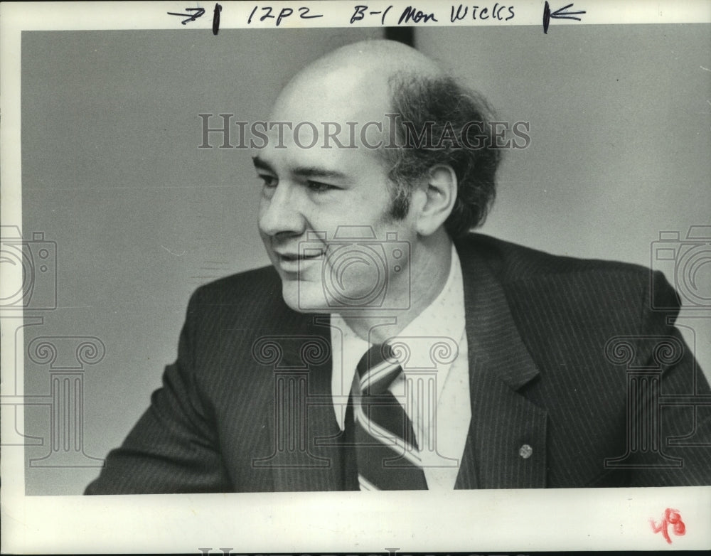 1980 Press Photo Rensselaer Polytechnic Institute scientist Frank E. Wicks - Historic Images