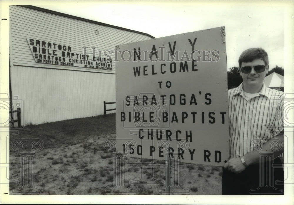 1994 Press Photo Pastor Tim Green, Saratoga Bible Baptist Church, Wilton, NY - Historic Images