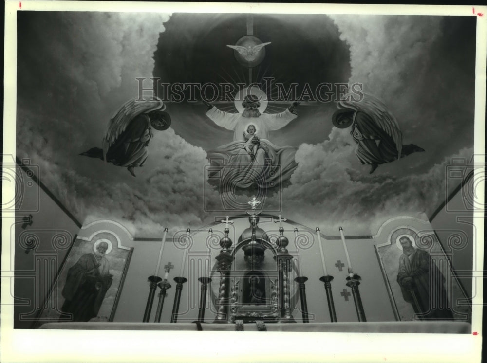 1994 Press Photo St. Peter &amp; Paul Ukranian Catholic Church in Cohoes, New York - Historic Images