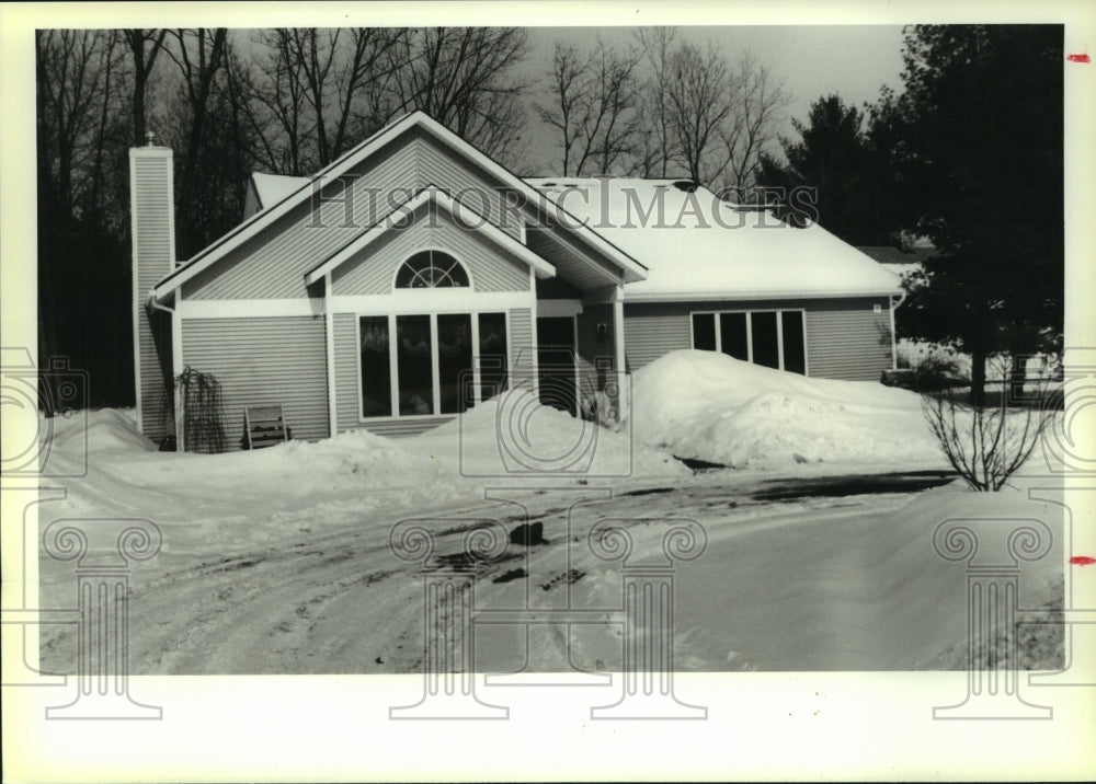 1994 Press Photo House for neighborhood story at 55 Gridley Street Saratoga Spri - Historic Images