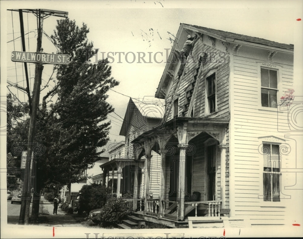 1985 Press Photo Home at Washington &amp; Walworth in Saratoga Springs, New York - Historic Images