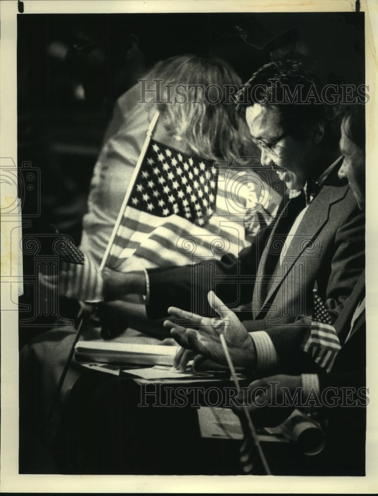 1986 Press Photo Hai Do receives gifts for becoming an american, The Egg - Historic Images