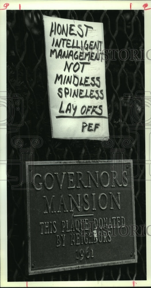 1991 Press Photo New York State Employee Union rally at Governor's mansion - Historic Images