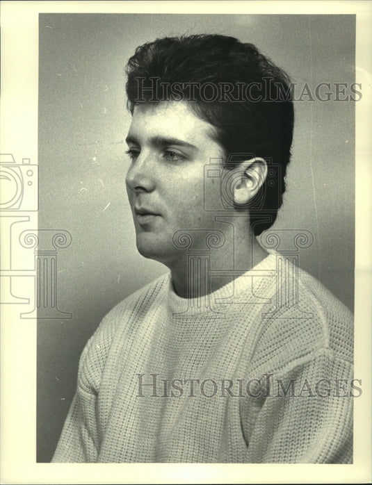 Press Photo Mike Venditti - Historic Images