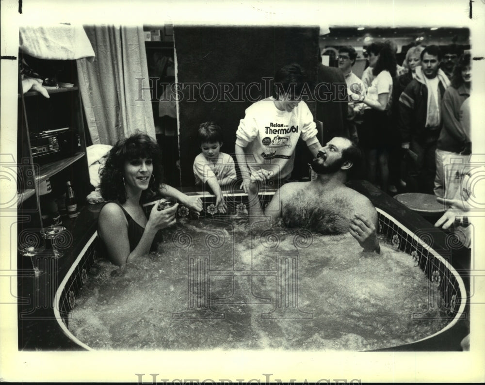 1988 Whirlpool bath trade show display, Albany, NY convention center - Historic Images