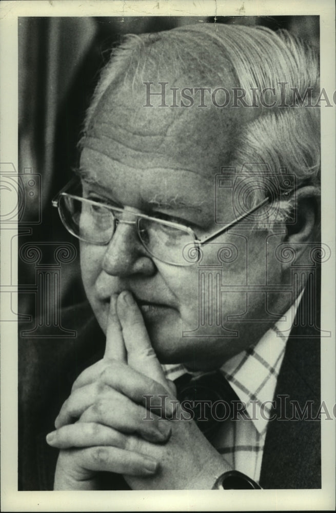 1971 Press Photo New York Health Commissioner Dr. Robert Whalen - tua07137-Historic Images