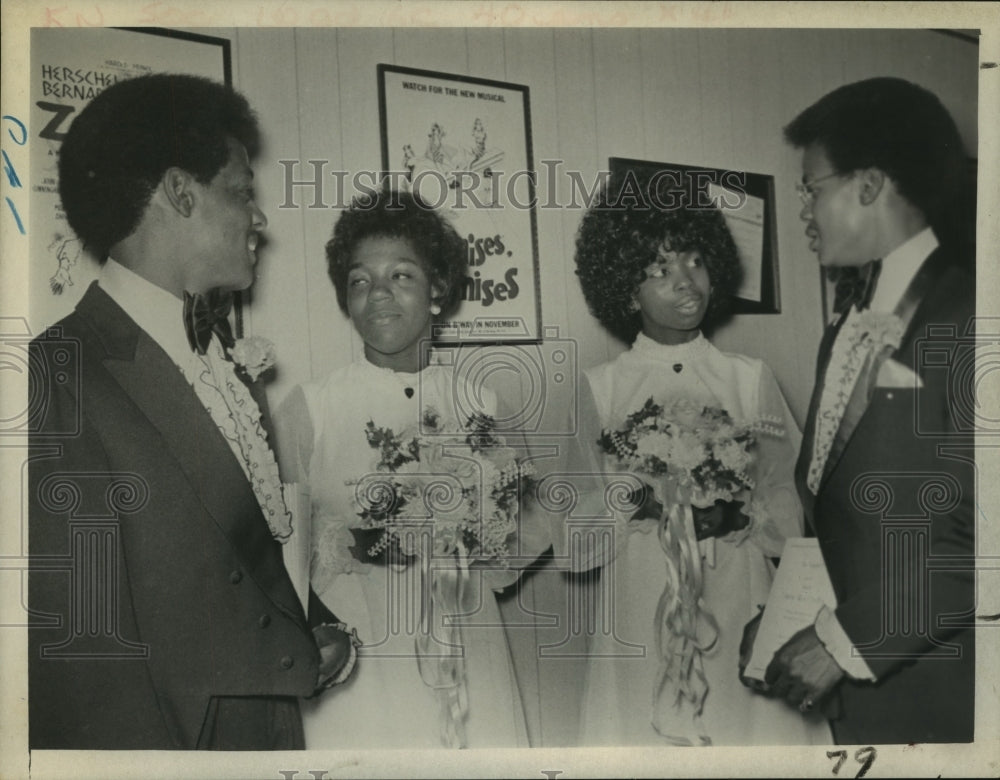 1971 Press Photo Philip Schuyler & Albany High Students, Rose Cotillion-Historic Images