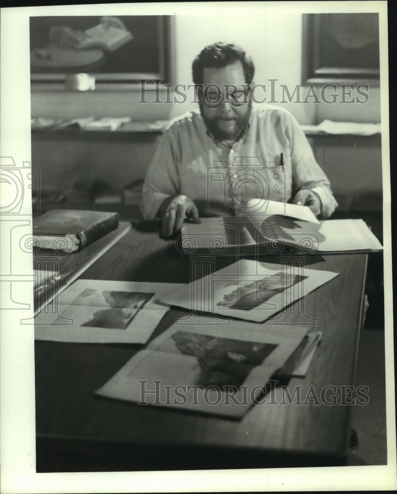 1987 Press Photo Schenectady, New York Museum Director William Vernor - Historic Images
