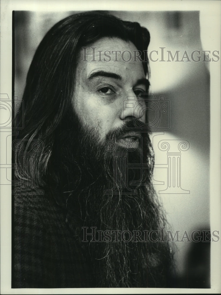 1975 Press Photo Schenectady, NY First Unitarian Society Reverend Rudolph Nemser-Historic Images