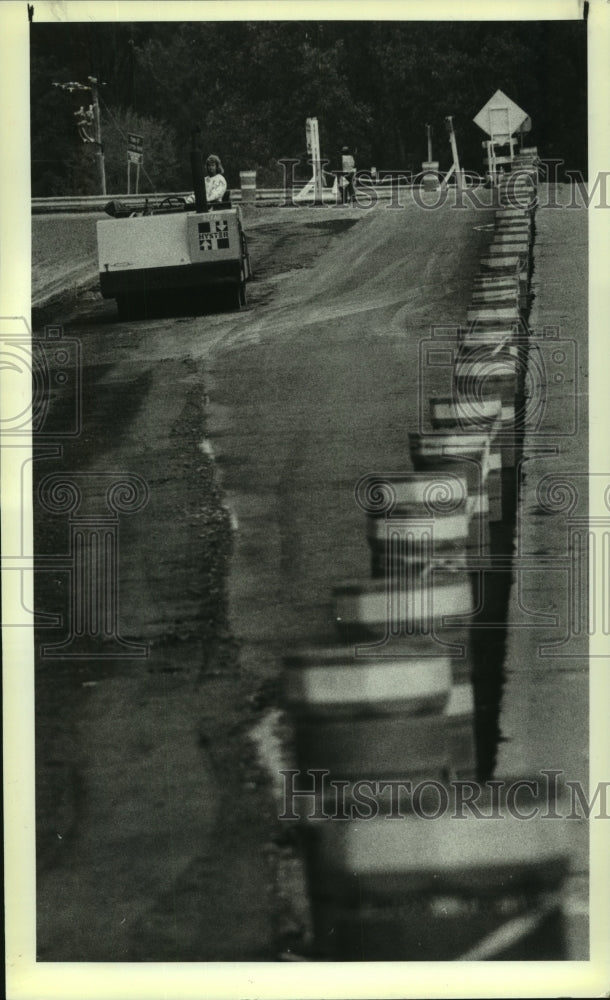 1987 Construction on Northway interstate ramp in Albany, New York - Historic Images