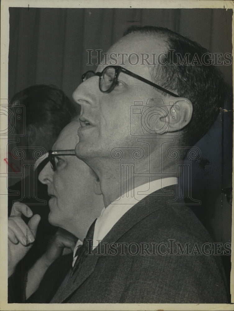 1962 Robert Morgethau gives press conference in Albany, New York - Historic Images